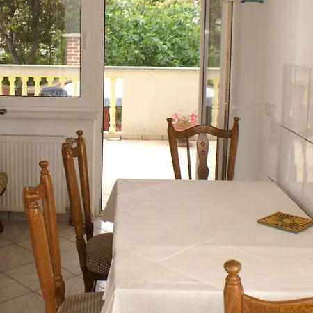 Apartments By The Sea Mandre - Pag - 4098