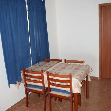 Апартаменты Apartments By The Sea Mandre, Pag - 4092