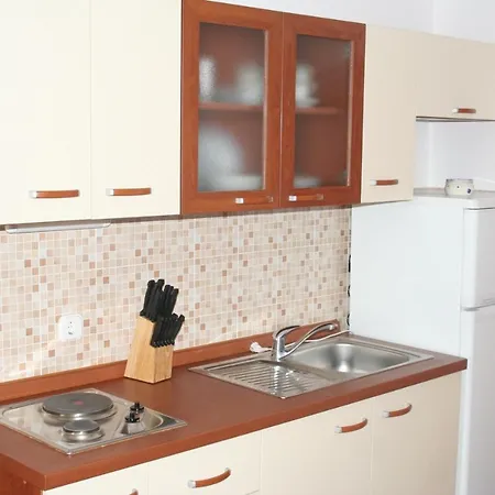 Apartments By The Sea Mandre, Pag - 4092 Апартаменты