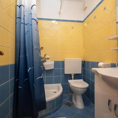 Apartments By The Sea Mandre, Pag - 4092 Апартаменты *