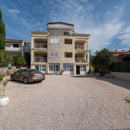 Apartments By The Sea Mandre, Pag - 4092 *