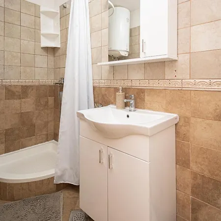 Apartments By The Sea Mandre, Pag - 4092 Апартаменты