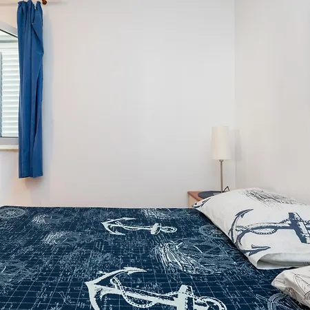 Апартаменты Apartments By The Sea Mandre, Pag - 4092